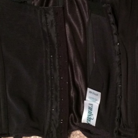 Carnival Invisible Full Coverage Torsolette 42636C - Picture 8 of 10